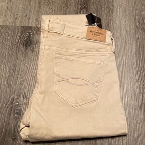 The A&F mid rise jegging jeans